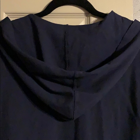 Short sleeve hoodie - Picture 4 of 4